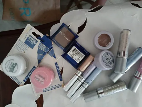Lot de maquillage