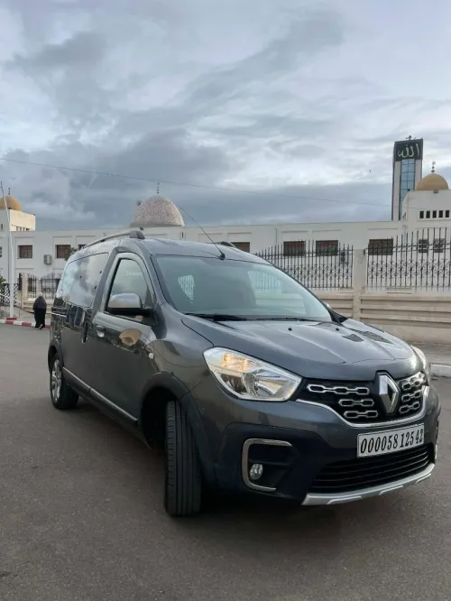 Renault Kangoo 2025 