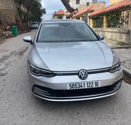 Volkswagen Golf 8 2022 Life Plus