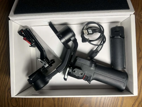 stabilisateur dji rs3 mini