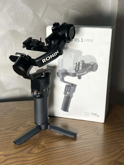 stabilisateur dji rs3 mini