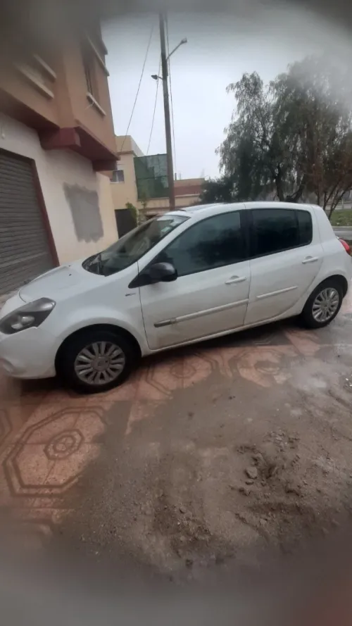 Renault Clio 3 2012 Night and Day