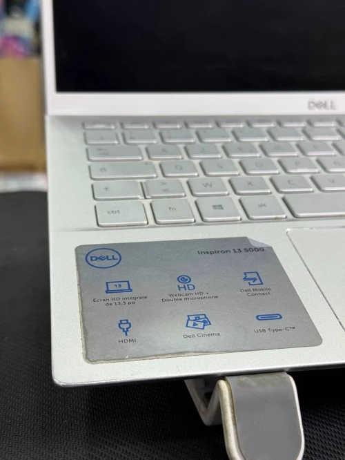 DELL inspirons 13 5000 / i7-1165G7 / 8 GB / 256ssd /  NVIDIA GeForce MX350