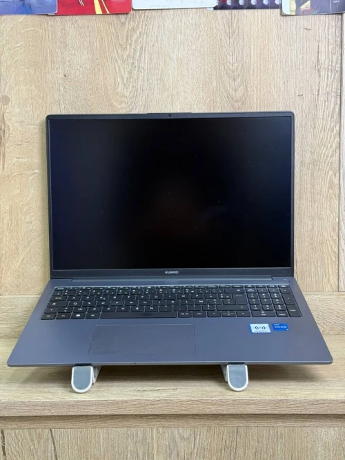 HUAWEL MATEBOK D16 i5-13420H / 16Go DDR4 / 512SSD