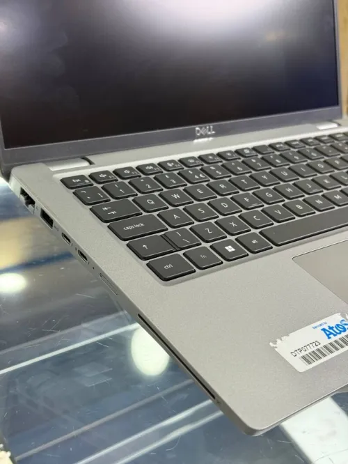 Dell Latitude 5450 Core Ultra 5 125U 16GB DDR5 512GB SSD 14" FHD Lumineux