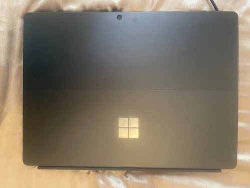 pc surface pro 9 très très bonne état 