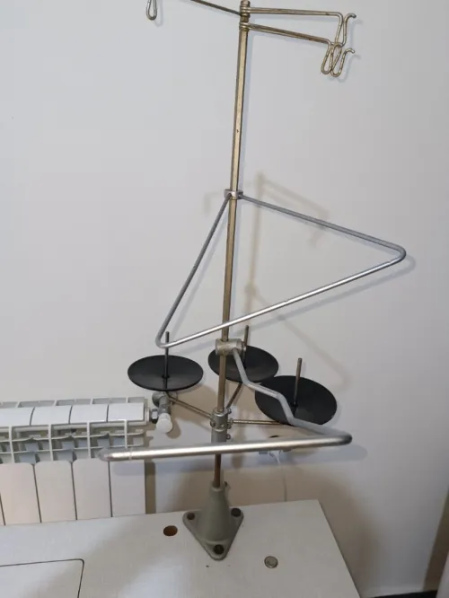 Machine à coudre industrielle TEXIMA 5 fils + moteur allemand