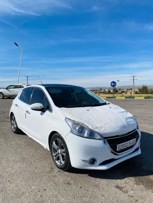 Peugeot 208 2014 Allure