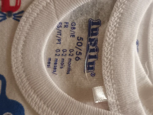Vêtements bébé et enfant " Reebok et Orchestra " Neufs avec étiquette. 