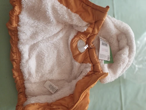 Vêtements bébé et enfant " Reebok et Orchestra " Neufs avec étiquette. 