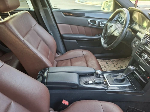 Mercedes Classe E 2011 AVANTGARDE Pack AMG