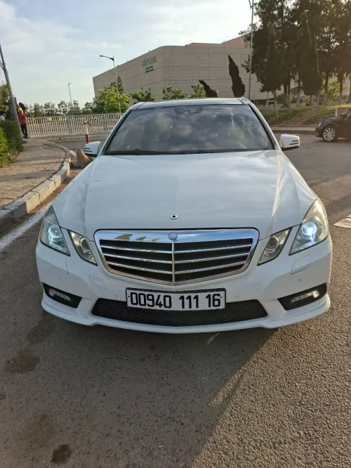 Mercedes Classe E 2011 AVANTGARDE Pack AMG
