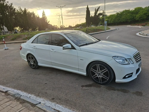 Mercedes Classe E 2011 AVANTGARDE Pack AMG