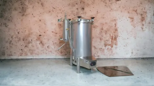 Alambic distillateur pour les essentielles آلة تقطير الزيوت الأساسية 