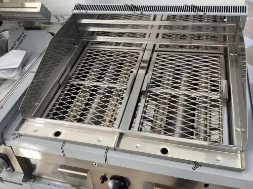 Grill à gaz avec pierre volcanique marque Tecnoinox d origine italie