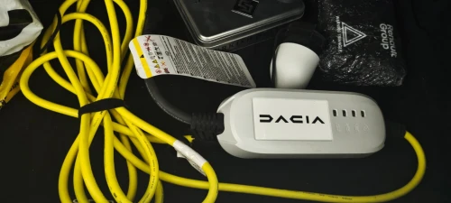 Dacia Spring 2023 Extreme gold