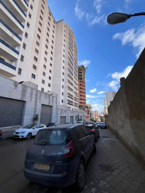 Location Appartement F4 Oran Oran