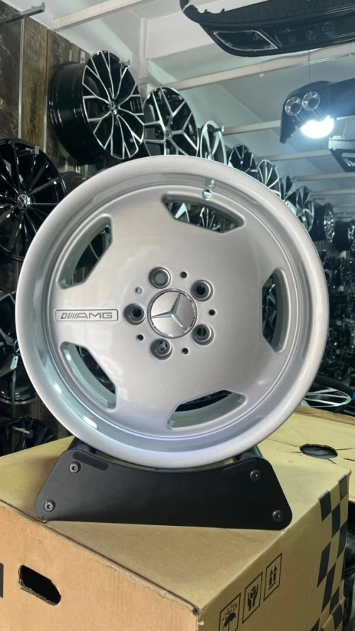 Jantes en alliage Mercedes monoblock R16 et R 17