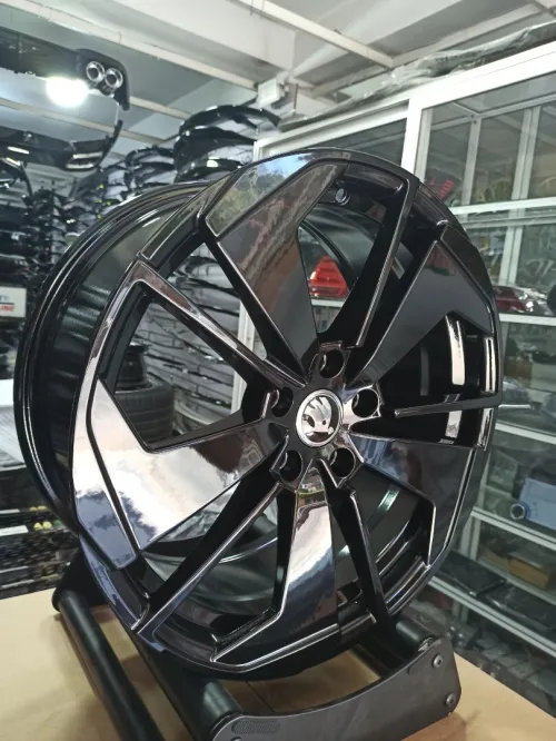 Jantes en alliage Skoda Octavia par 18