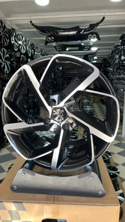 Jantes en alliage Peugeot R16