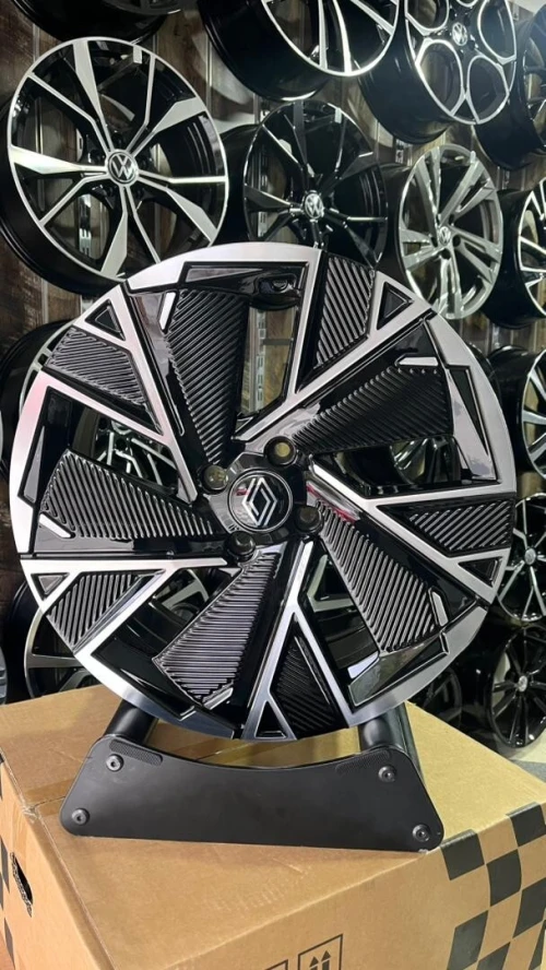 Jantes en alliage Renault Clio 6 R16 et R17