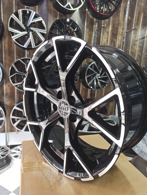 Jantes en alliage Audi A1 par 17