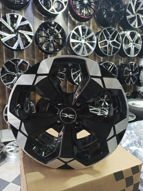 Jantes en alliage Renault par 14 et 15 et 16 et 17