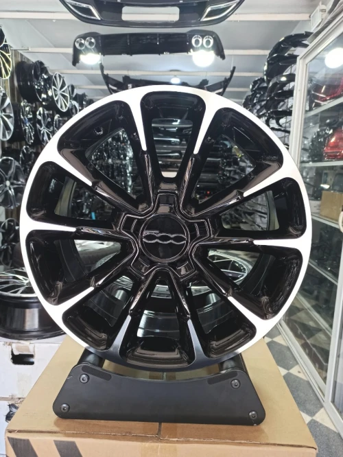 Jantes en alliage Fiat 500X R17