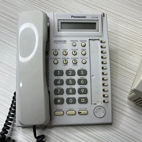 POSTE ET STANDARD TELEPHONIQUE FIXE PANASONIC