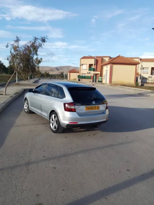 Skoda Rapid Spaceback 2015 Skoda rapid
