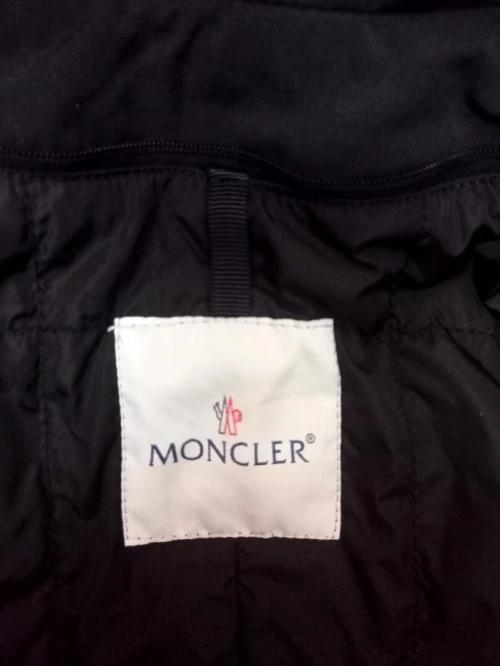 Veste Moncler Thierry Originale Modèle Rare معطف مونكلير تيري أصلي موديل نادر