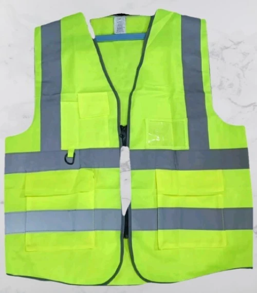 Tenue de travail. Combinaison. Tenue de sécurité. Parka. Polos