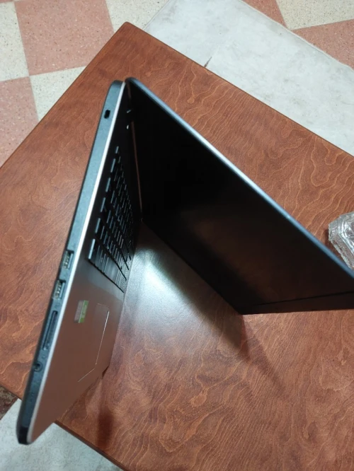 ASUS VIVOBOOK 17