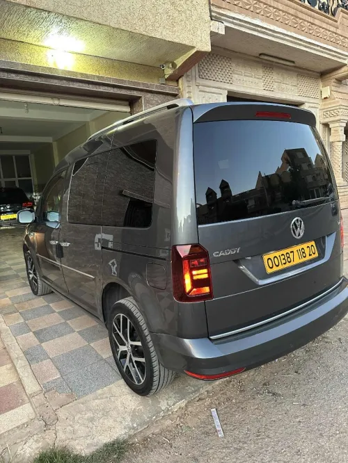 Volkswagen Caddy 2018 Highline