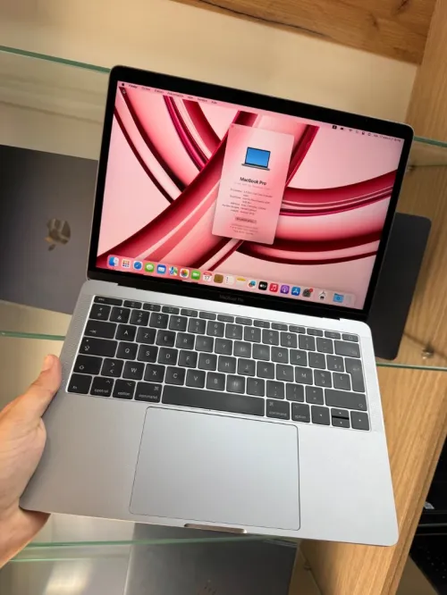 MacBook pro 2017 13.3  i5  8gb 128gb