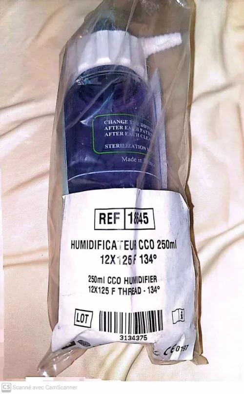 DEBIMETRE D'OXYGENE AVEC HUMIDIFICATEUR POUR FLUIDES MEDICAUX