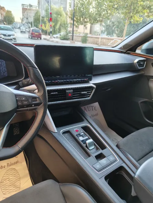 Seat Leon 2023 Fr beats