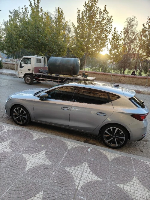 Seat Leon 2023 Fr beats