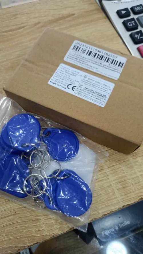 Clavier contrôle d'accès RFID avec 10 tags 