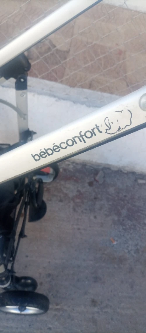 Poussette bebe confort