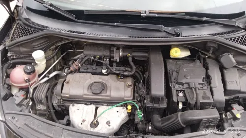 Peugeot 207 2011 Fennec