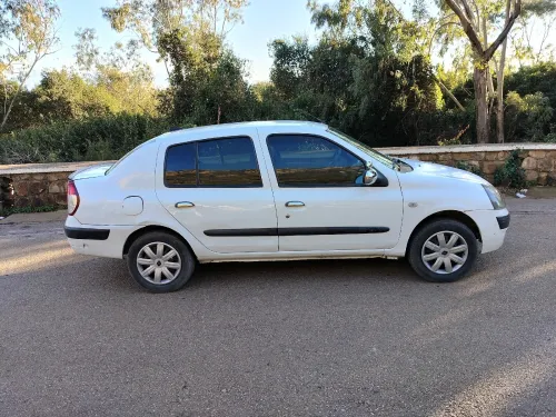 Renault Clio Classique 2005 