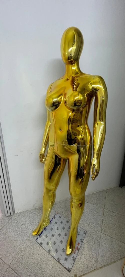 Mannequin grande taille 