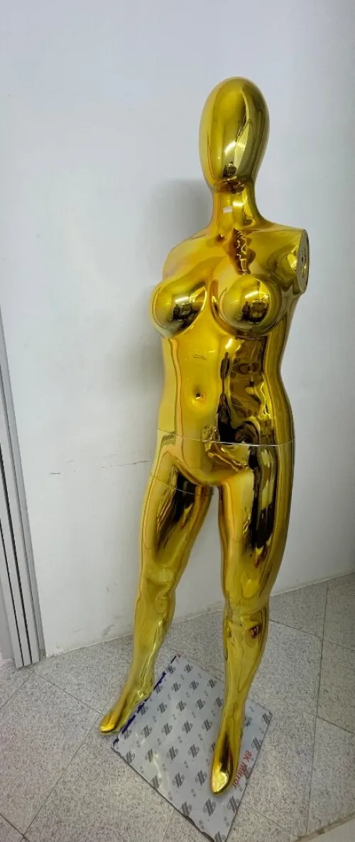 Mannequin grande taille 