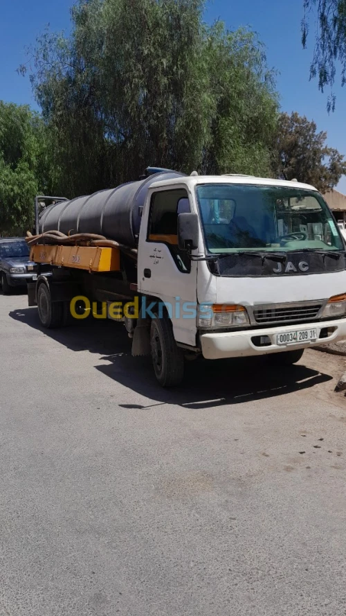 Location camion vidangeur 