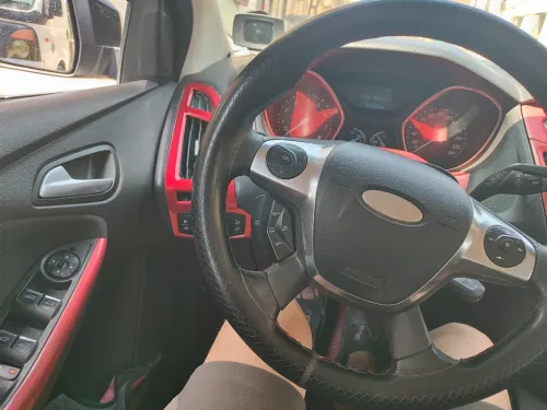 Ford Focus 5 portes 2014 Trend Sport