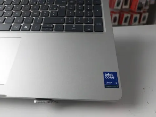 DELL PRO 16 ULTRA 5 235U V PRO