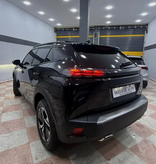 Peugeot 2008 2024 GT