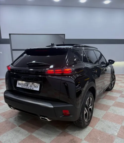 Peugeot 2008 2024 GT