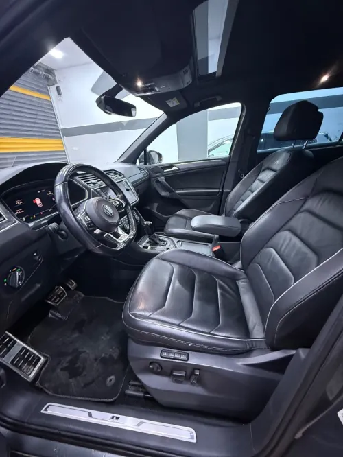 Volkswagen Tiguan 2019 R Line